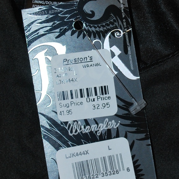 Faux suede spaghetti strap top with fringe bottom - Picture 6 of 7